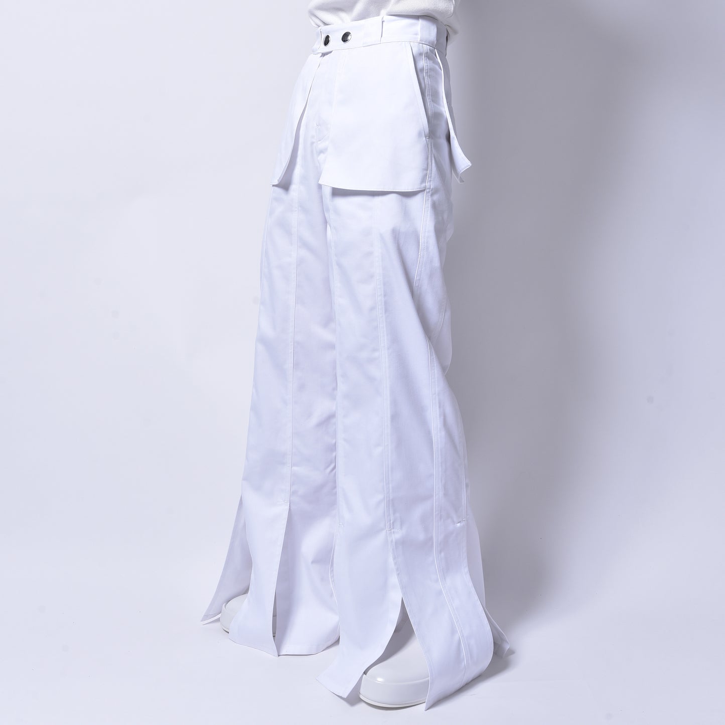 OLOAPITREPS / Splitted Trousers WH