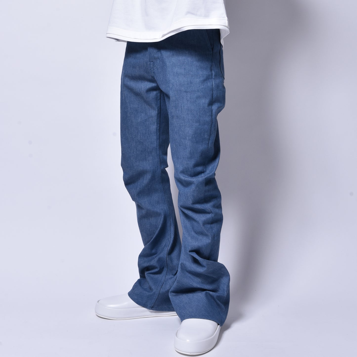 rin / Banana Flare Denim Pants BLUE