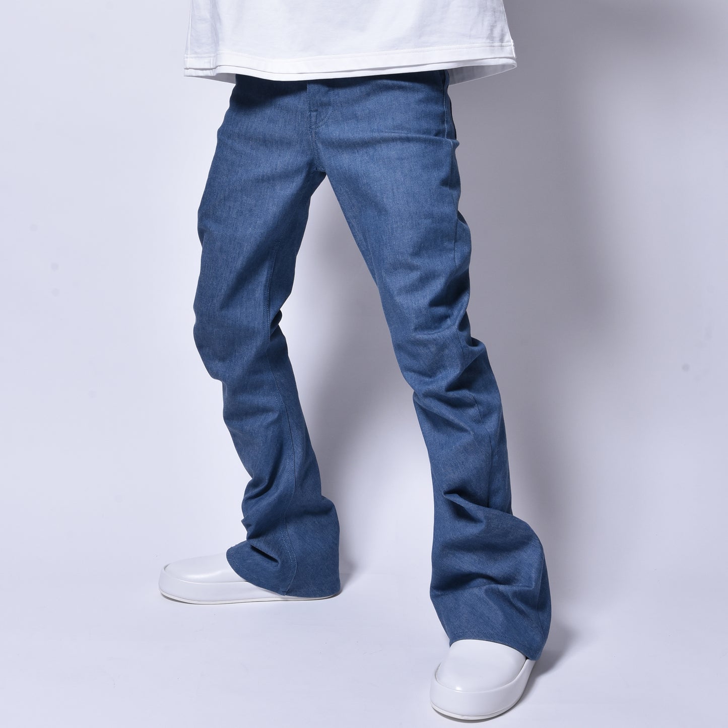 rin / Banana Flare Denim Pants BLUE