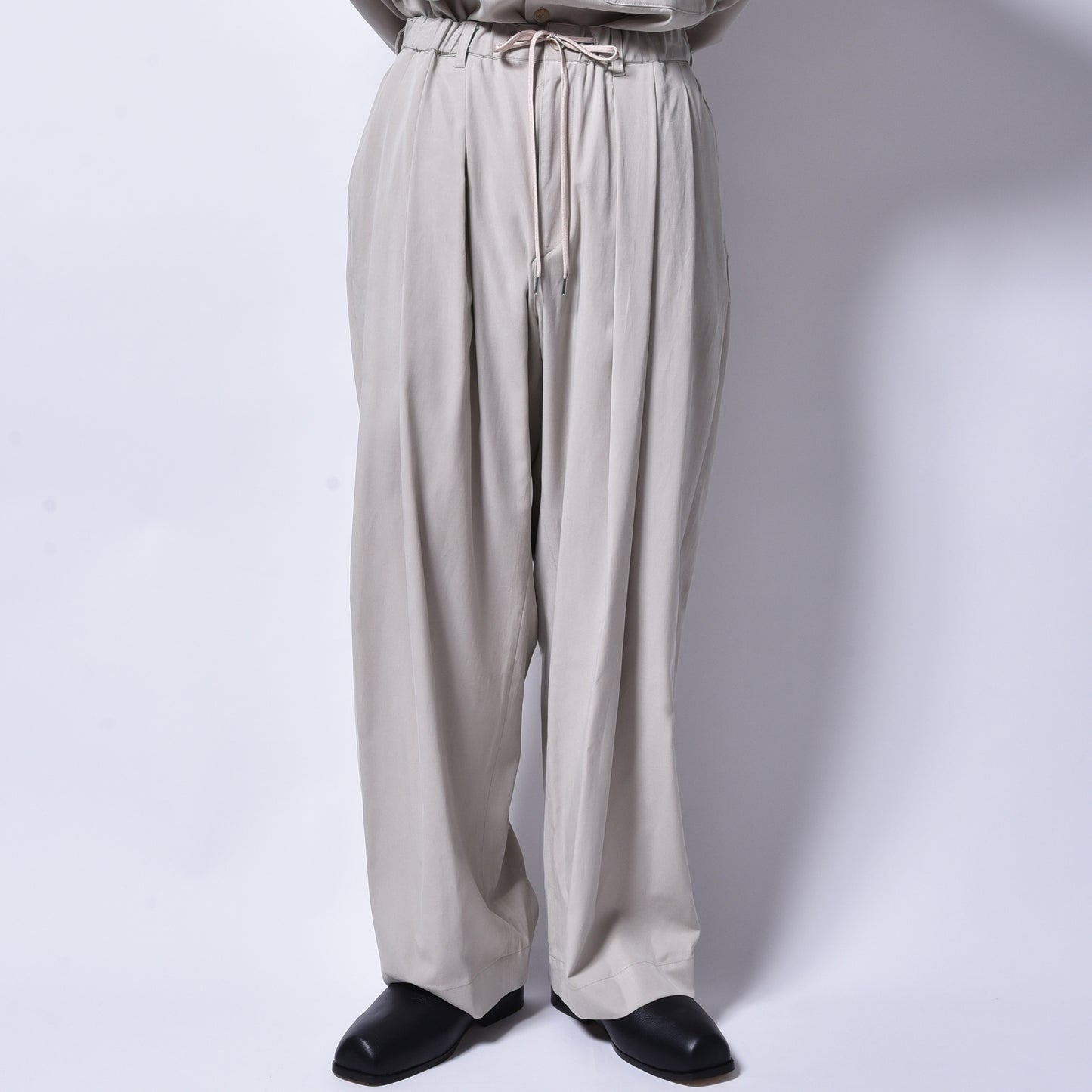 rin / Tensel 3Tuck Wide Slacks Pants BEI