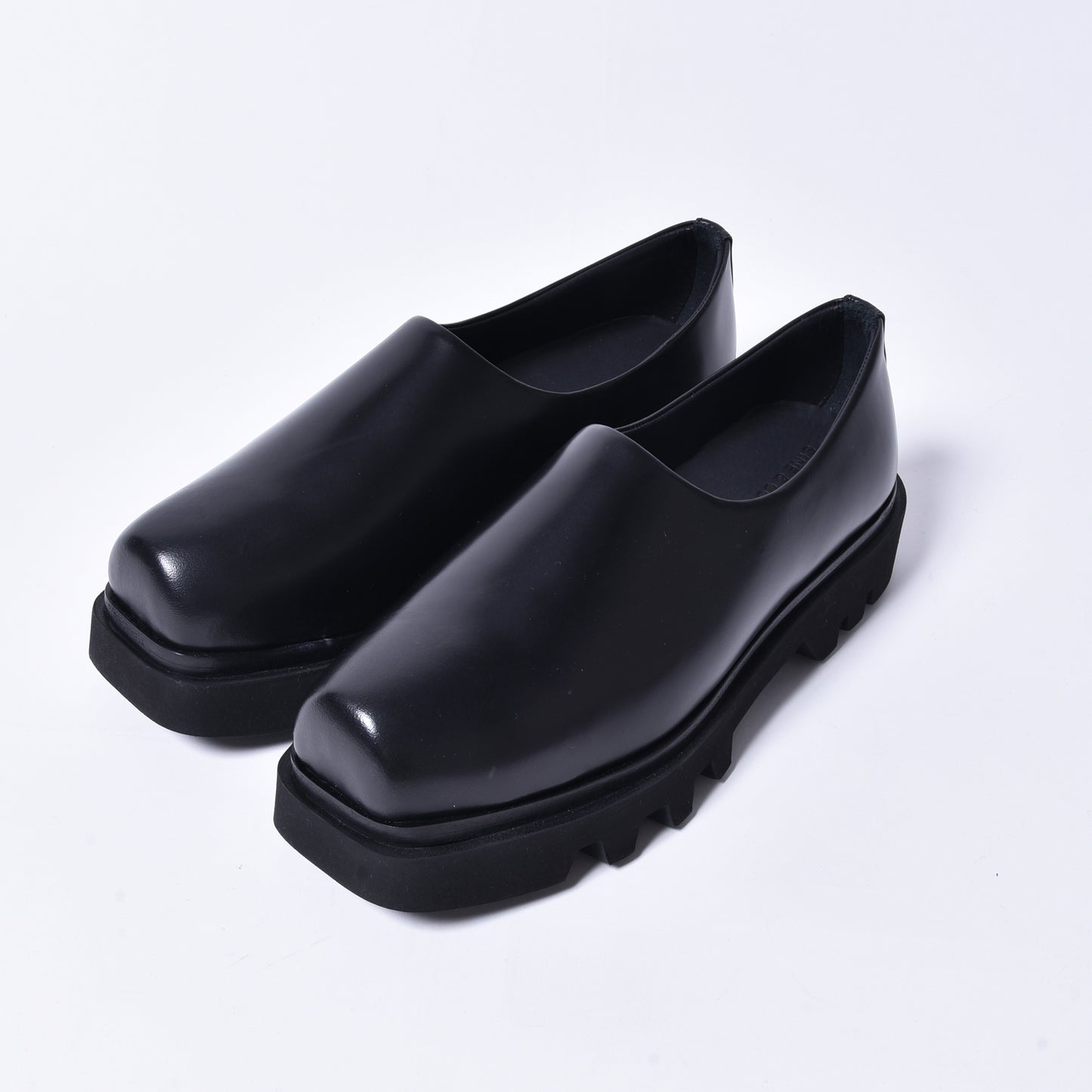 Sine & Cosine / Hannes Glog POLISHIED CALF