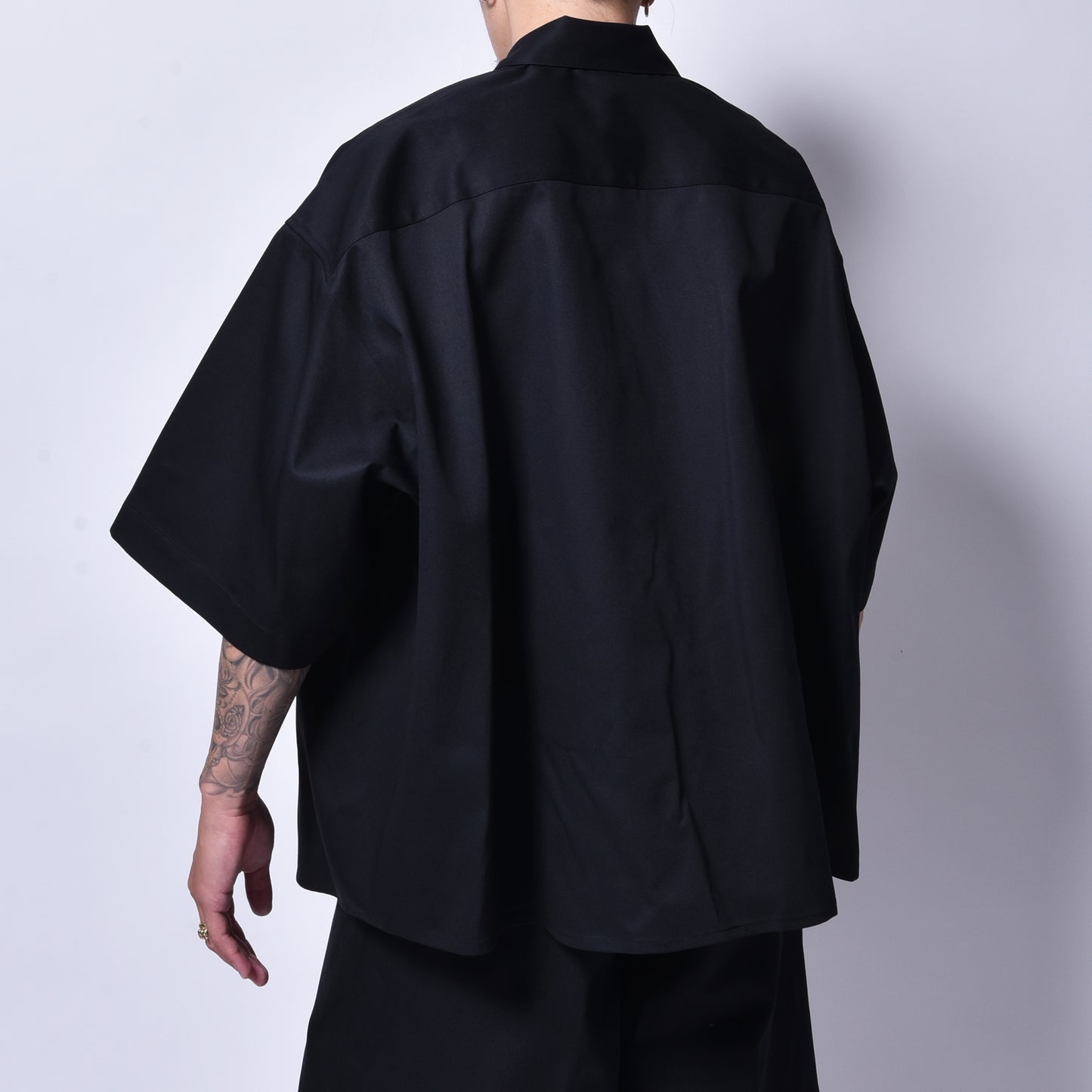 rin / Big WK S/S Shirt BK