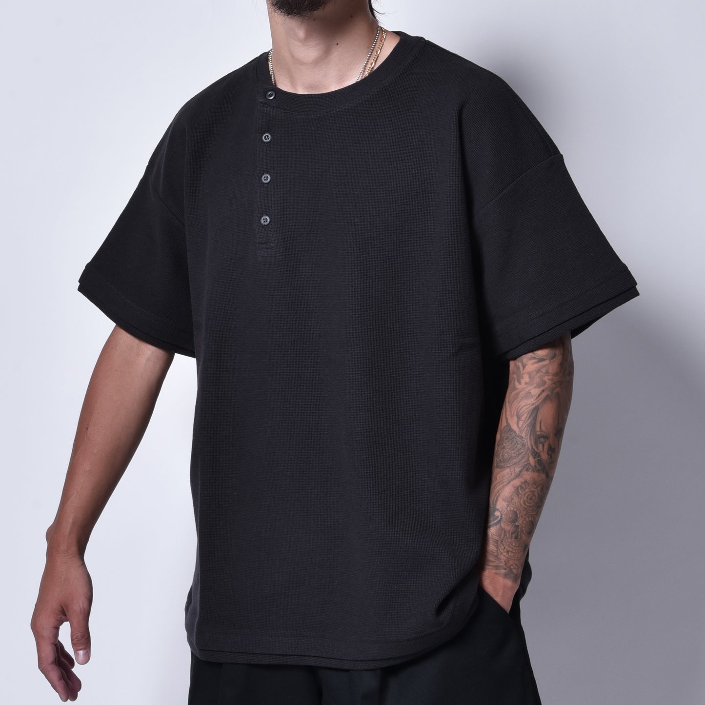 rin / Henry Neck Linen S/S Tee SUMI