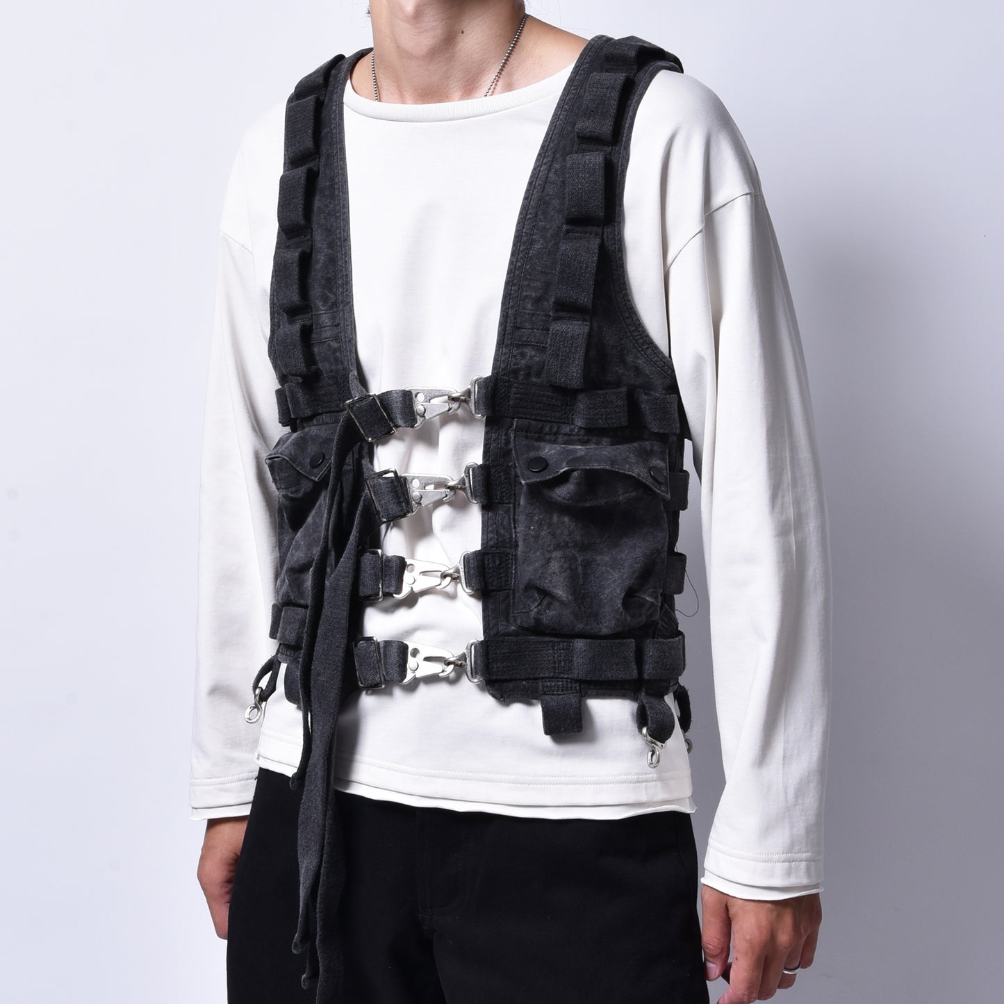 MARCEL EVERETTE / UTILITY SUSPENSION VEST SMOKE
