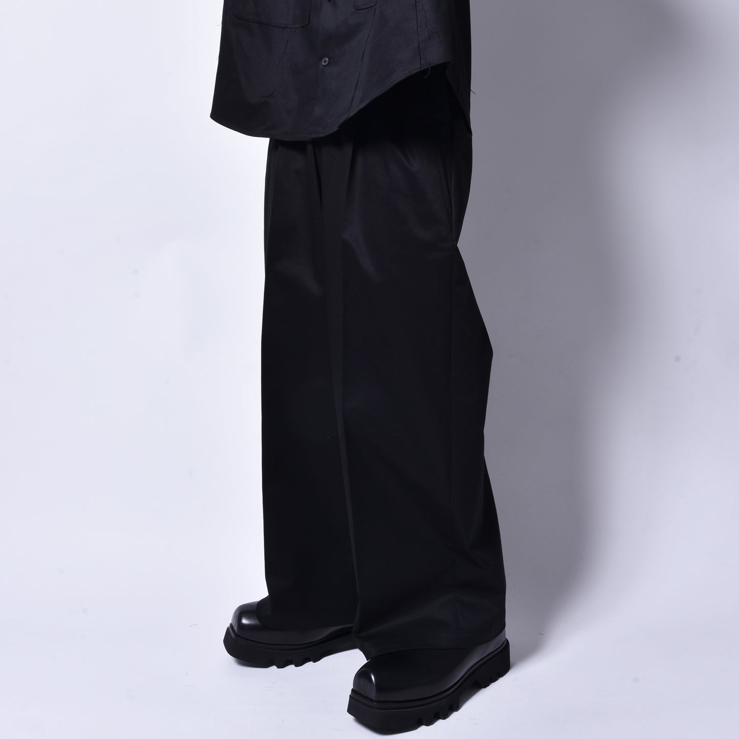 rin / Two PK Tuck Wide Slacks Pants BK