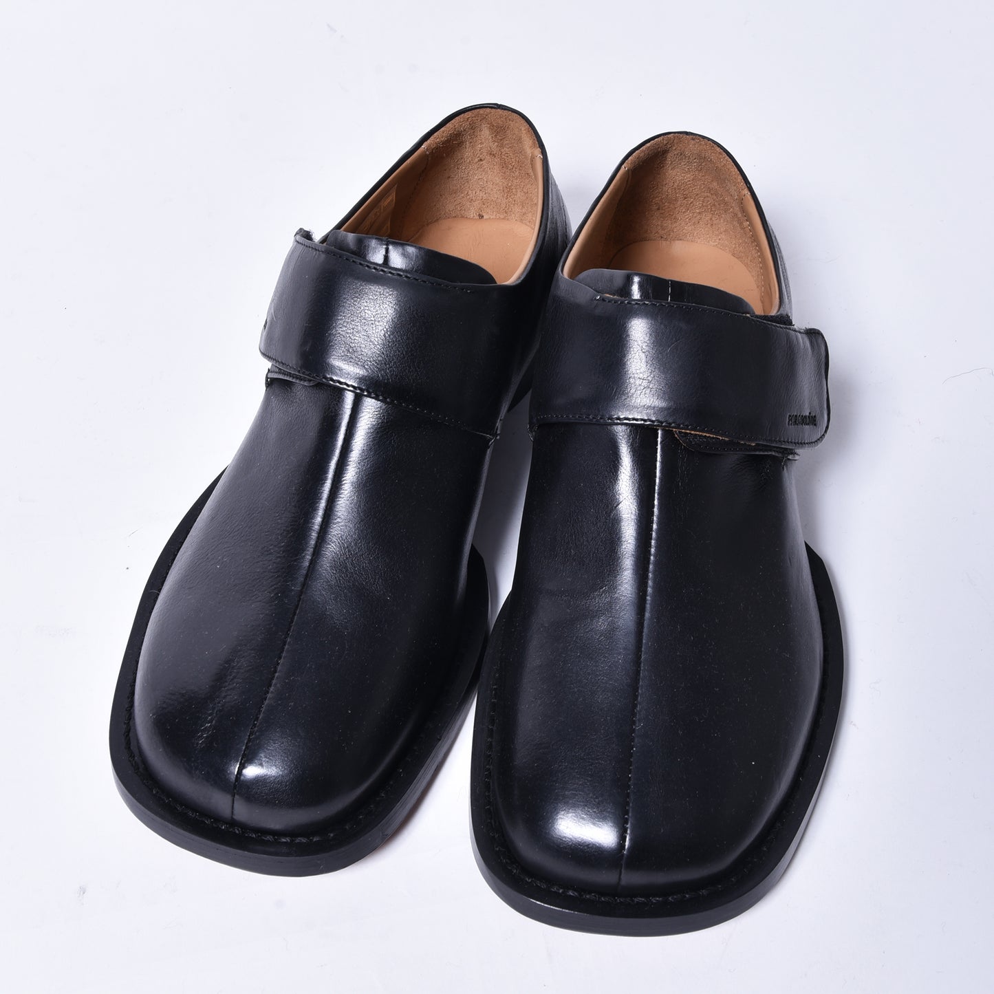 PARABOLOIDE / BIGSTEP SHOES
