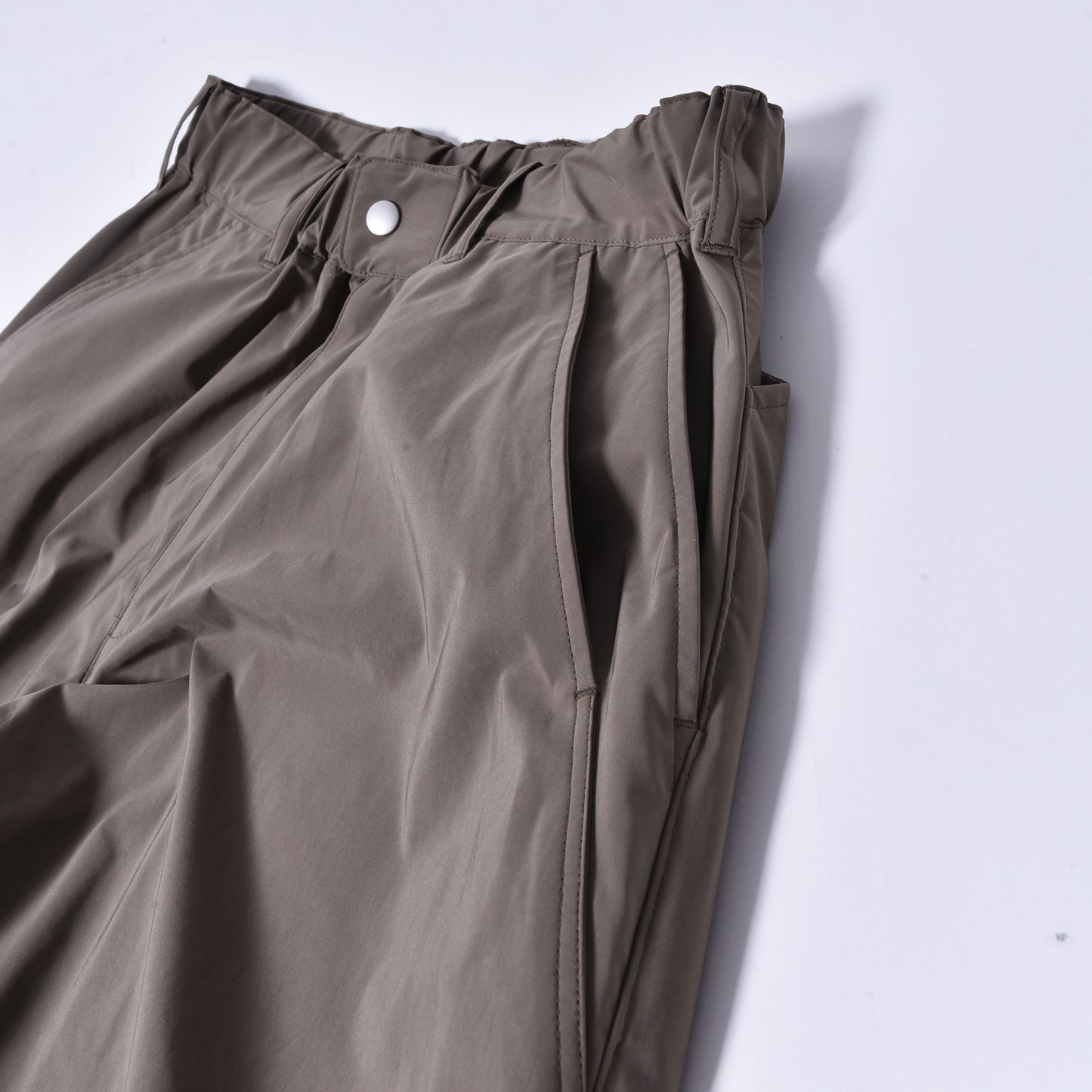 rin / Code Tuck Shaka Pants KHAKI