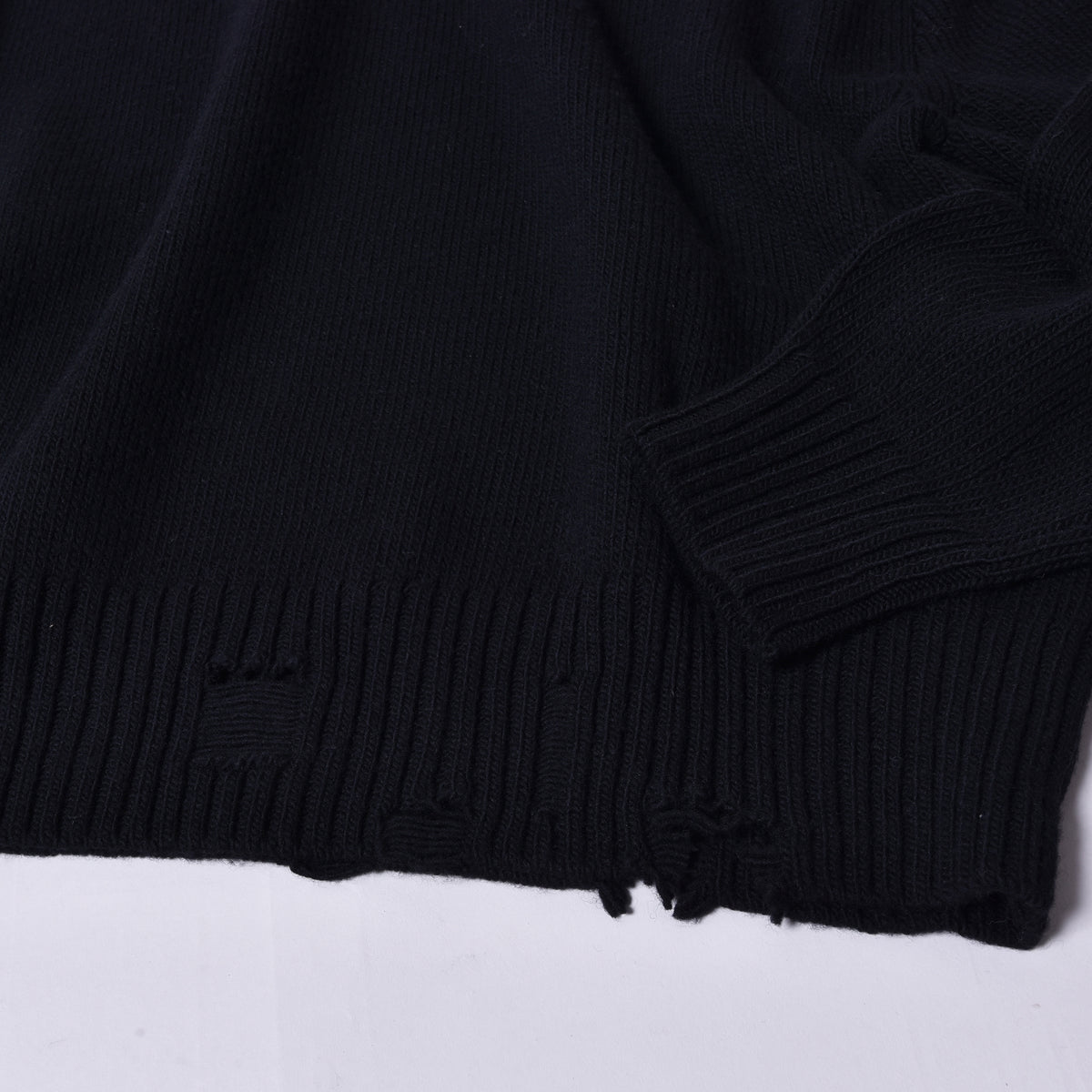 rin / Wool Damage Short Wide Knit BK