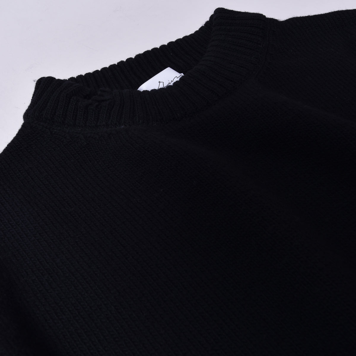 rin / Wool Damage Short Wide Knit BK