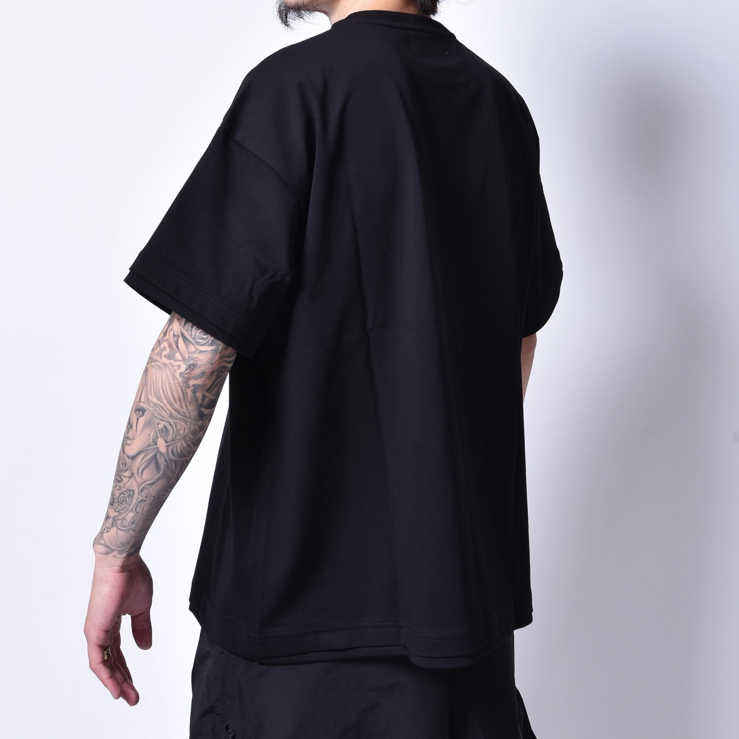 rin / Pocket S/S Tee BK