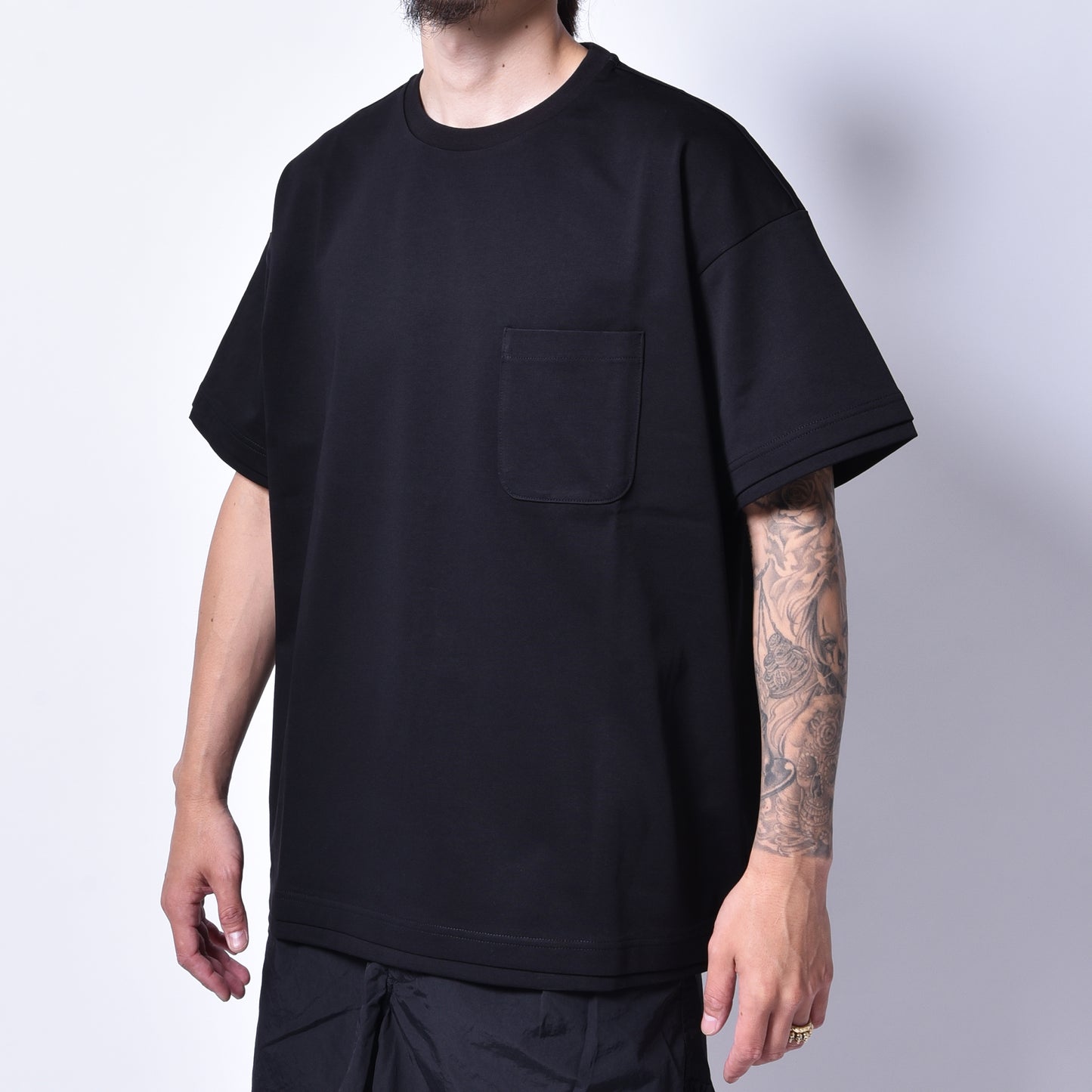 rin / Pocket S/S Tee BK