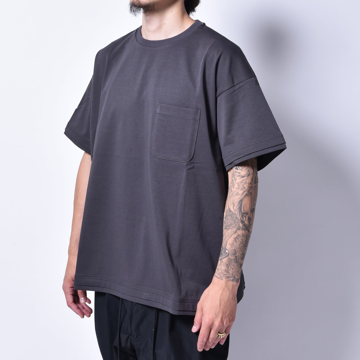 rin / Pocket S/S Tee CHA