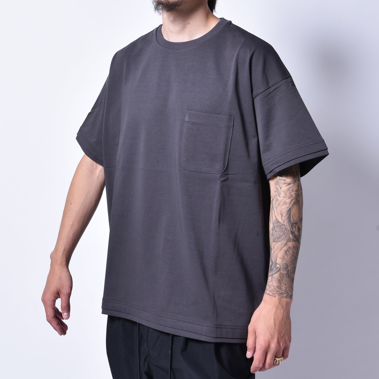 rin / Pocket S/S Tee CHA