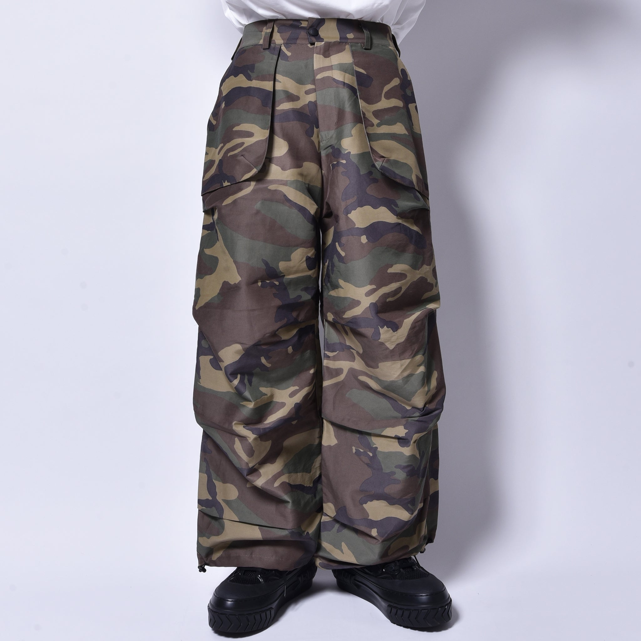 rin / Teck Tuck Wide Pants CAMO