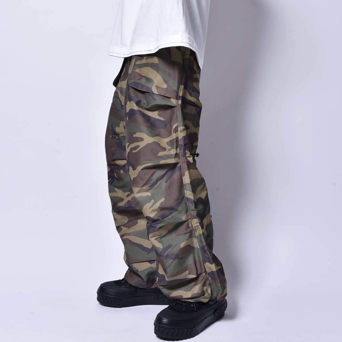 rin / Teck Tuck Wide Pants CAMO