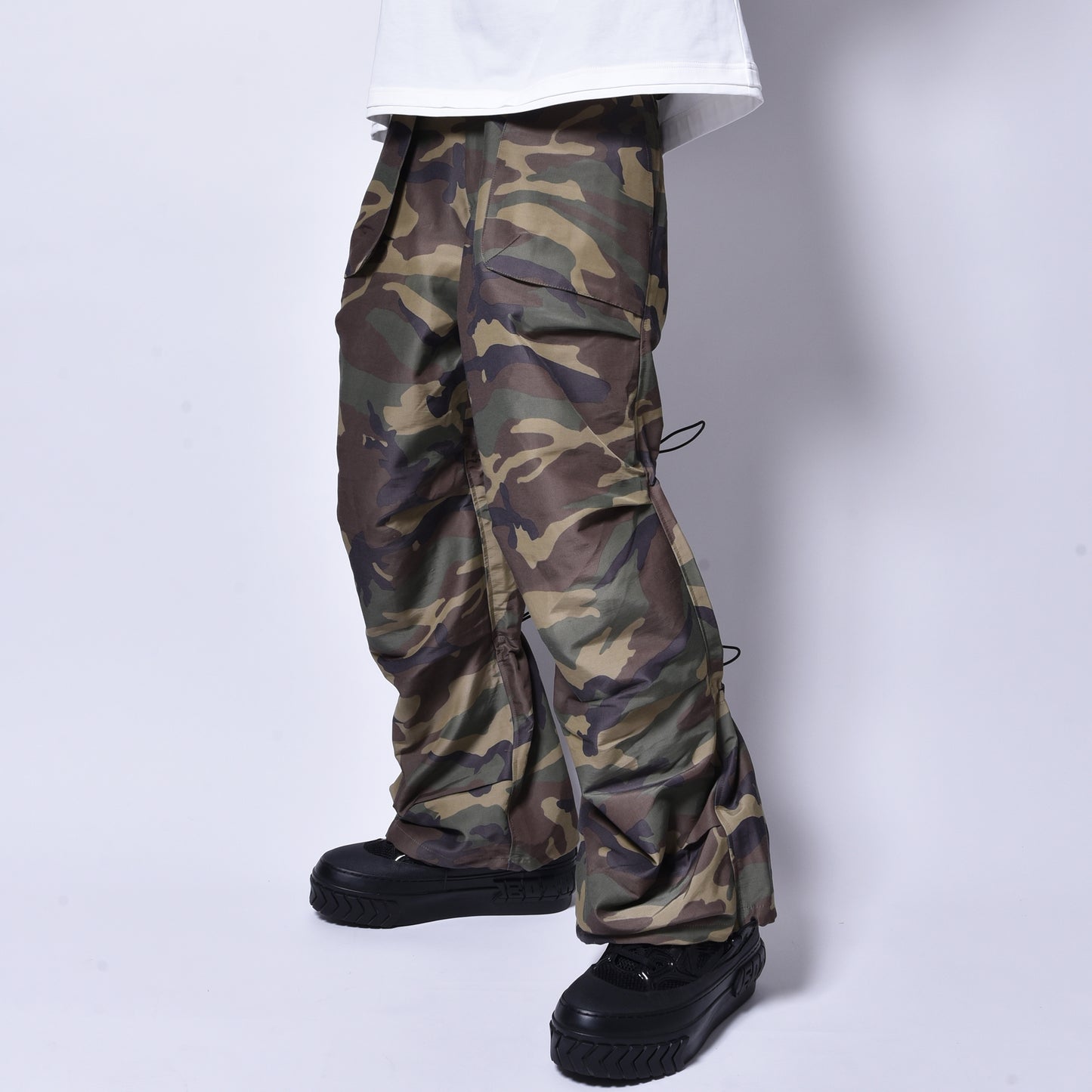 rin / Teck Tuck Wide Pants CAMO