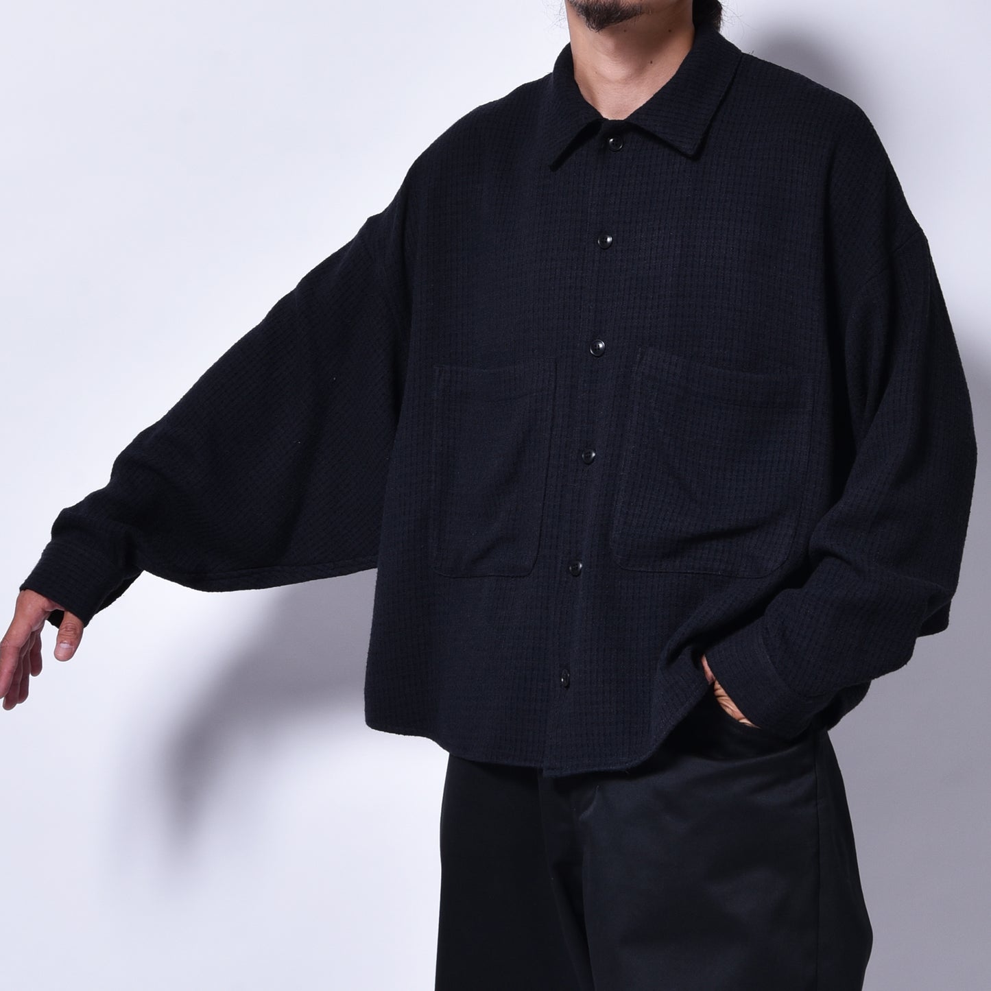 rin / Loop Short Wide L/S Shirt BK