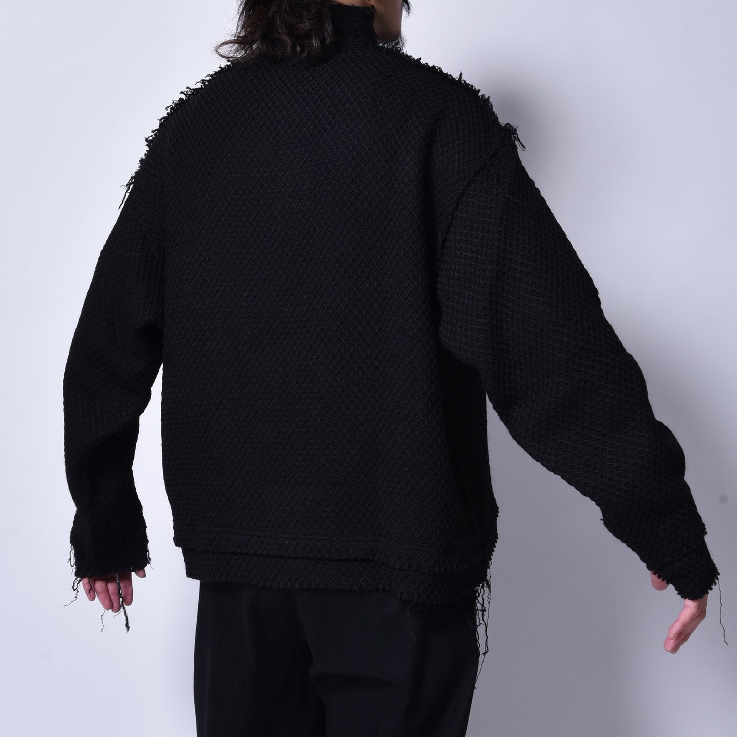 rin / Cut Bee Knit Long Sleeve BK