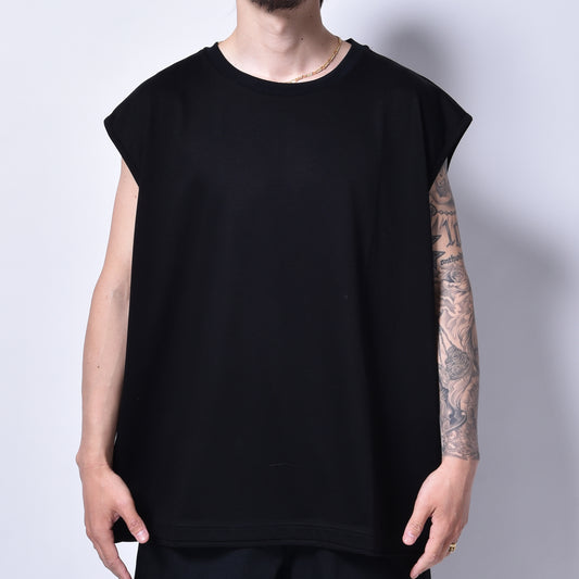 rin / No Sleeve Tanktop BK