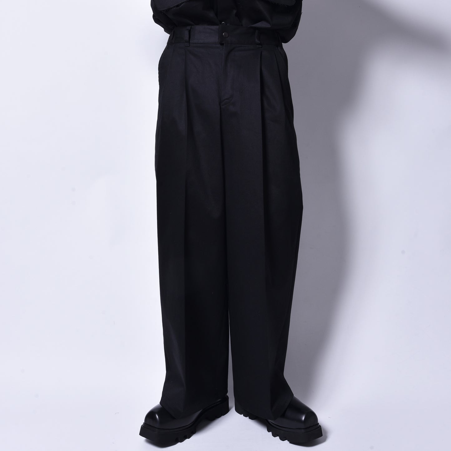 rin / Two PK Tuck Wide Slacks Pants BK