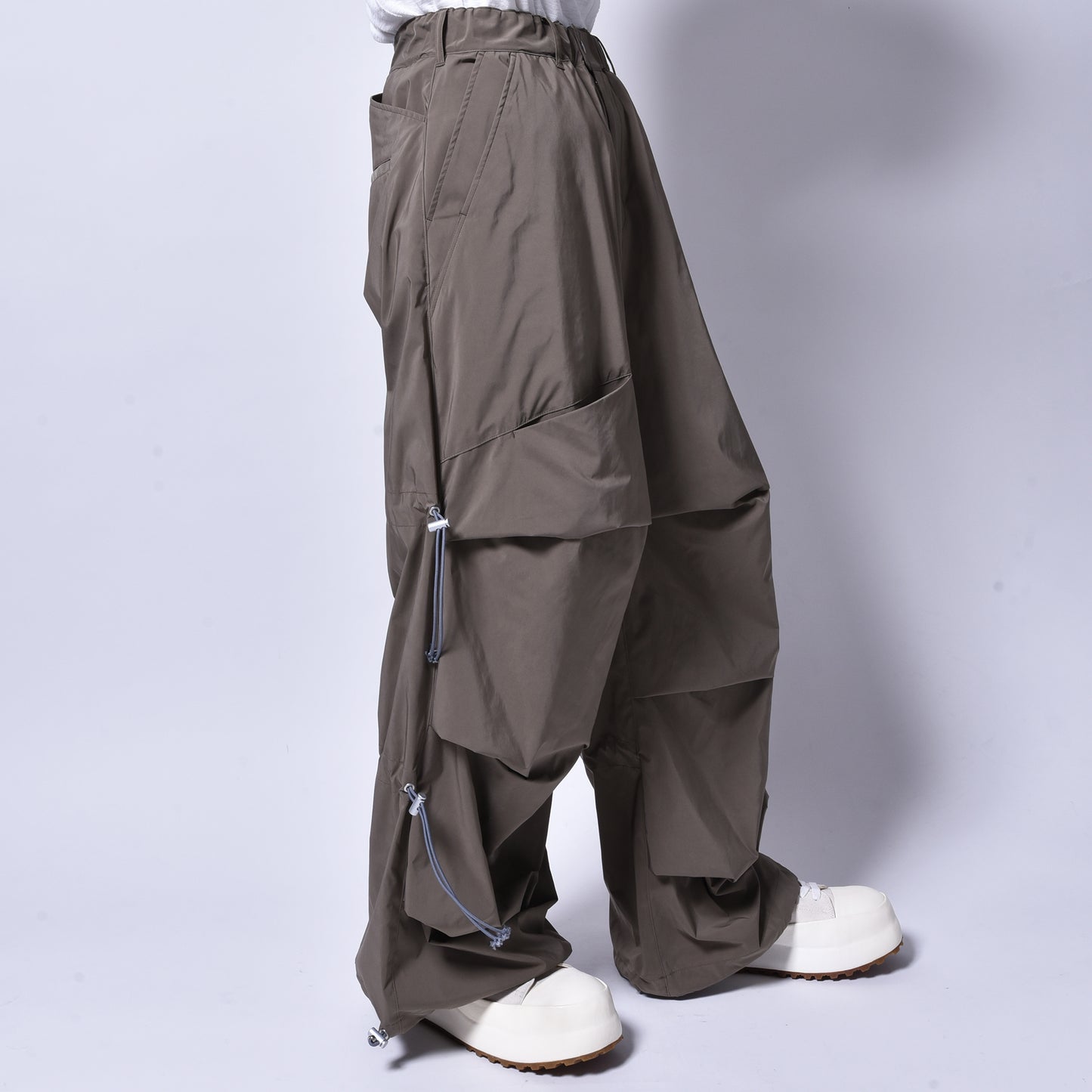 rin / Code Tuck Shaka Pants KHAKI