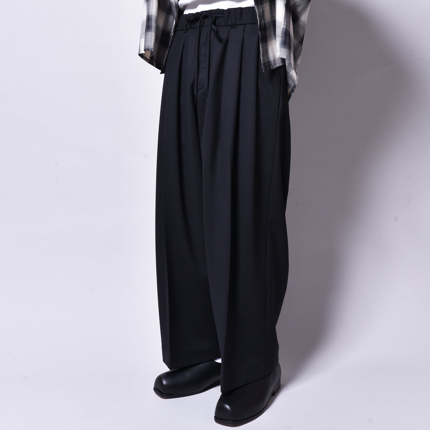 rin / Classic 3Tuck Slacks Pants BK
