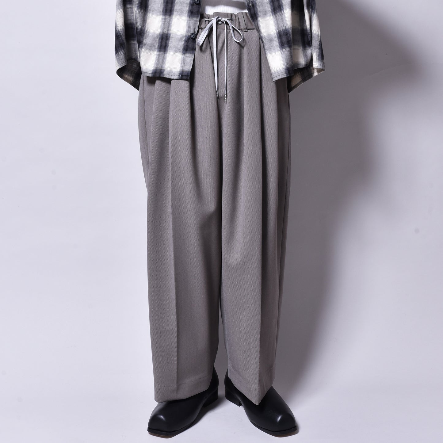 rin / Classic 3Tuck Slacks Pants KHAKI GREY