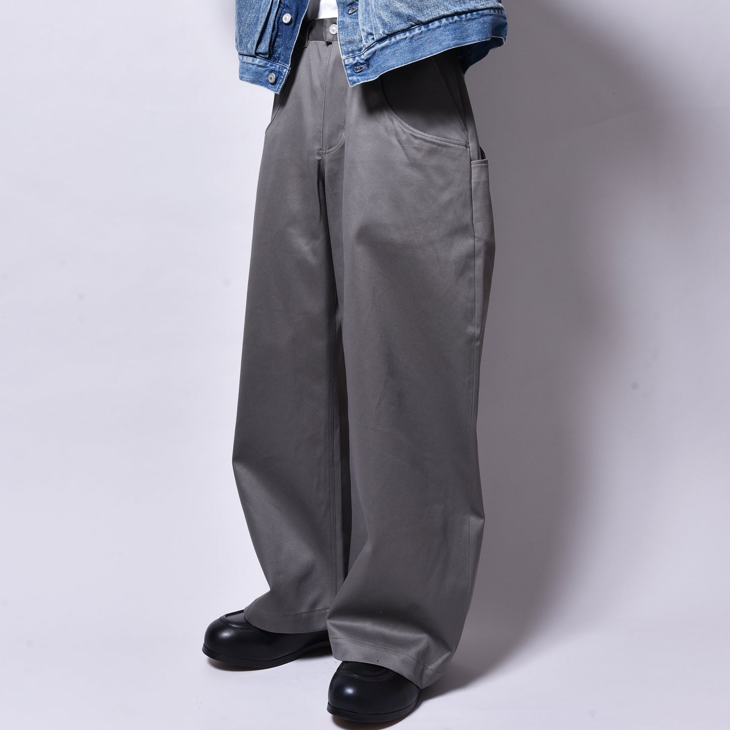 rin / Arch Chino Pants GREY