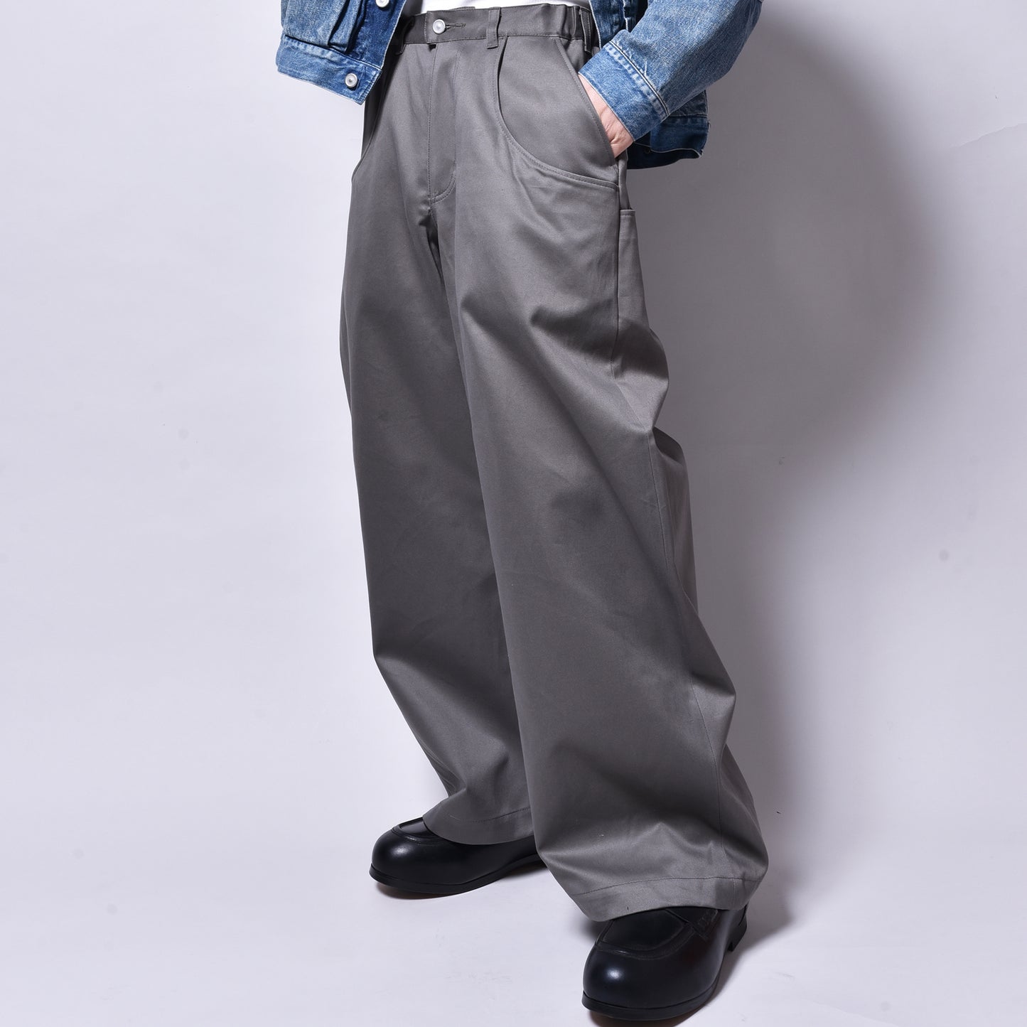 rin / Arch Chino Pants GREY