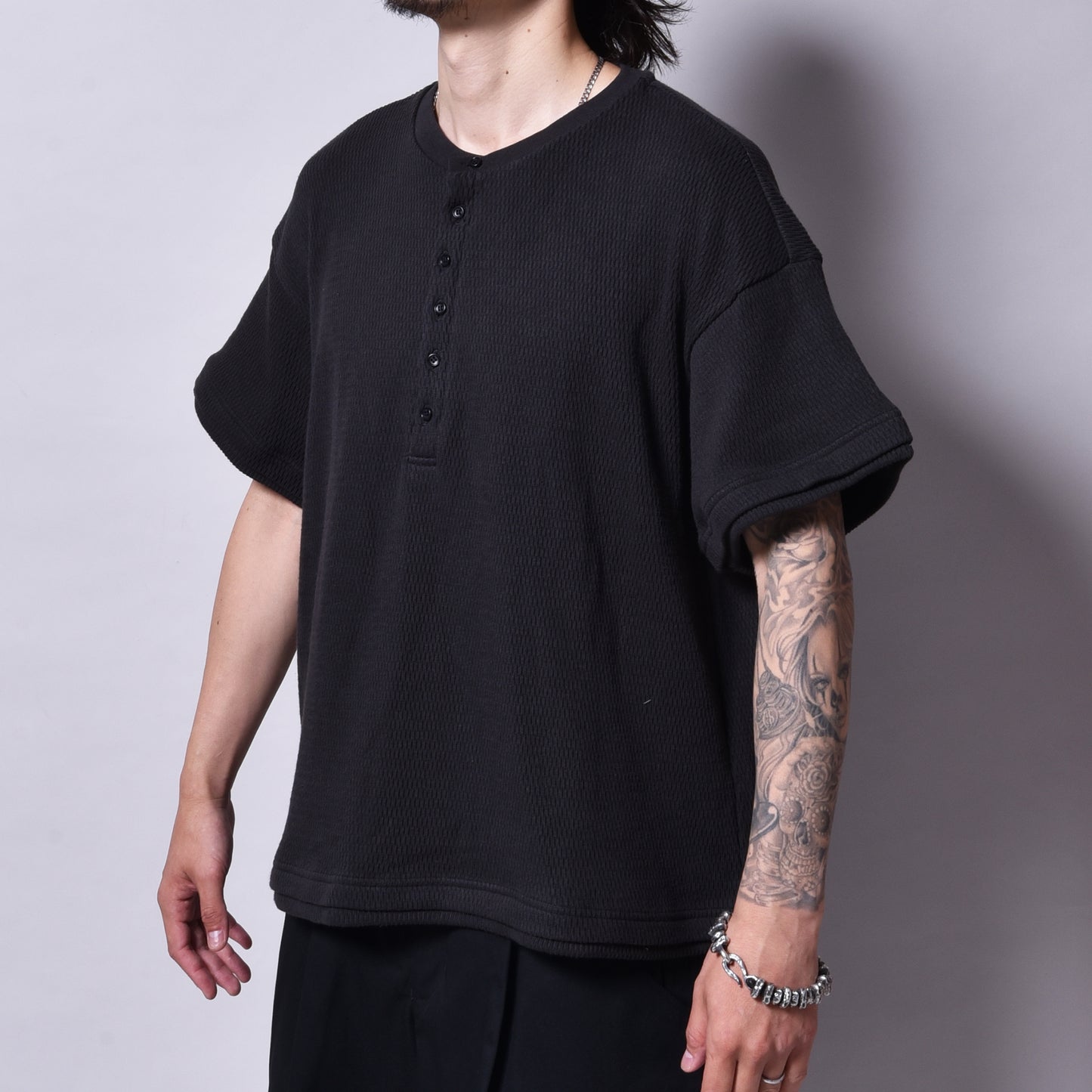 rin / Honeycomb Henry S/S Tee BK