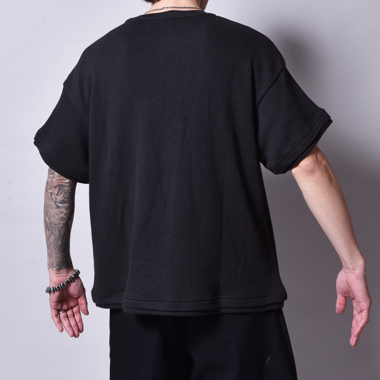 rin / Honeycomb Henry S/S Tee BK