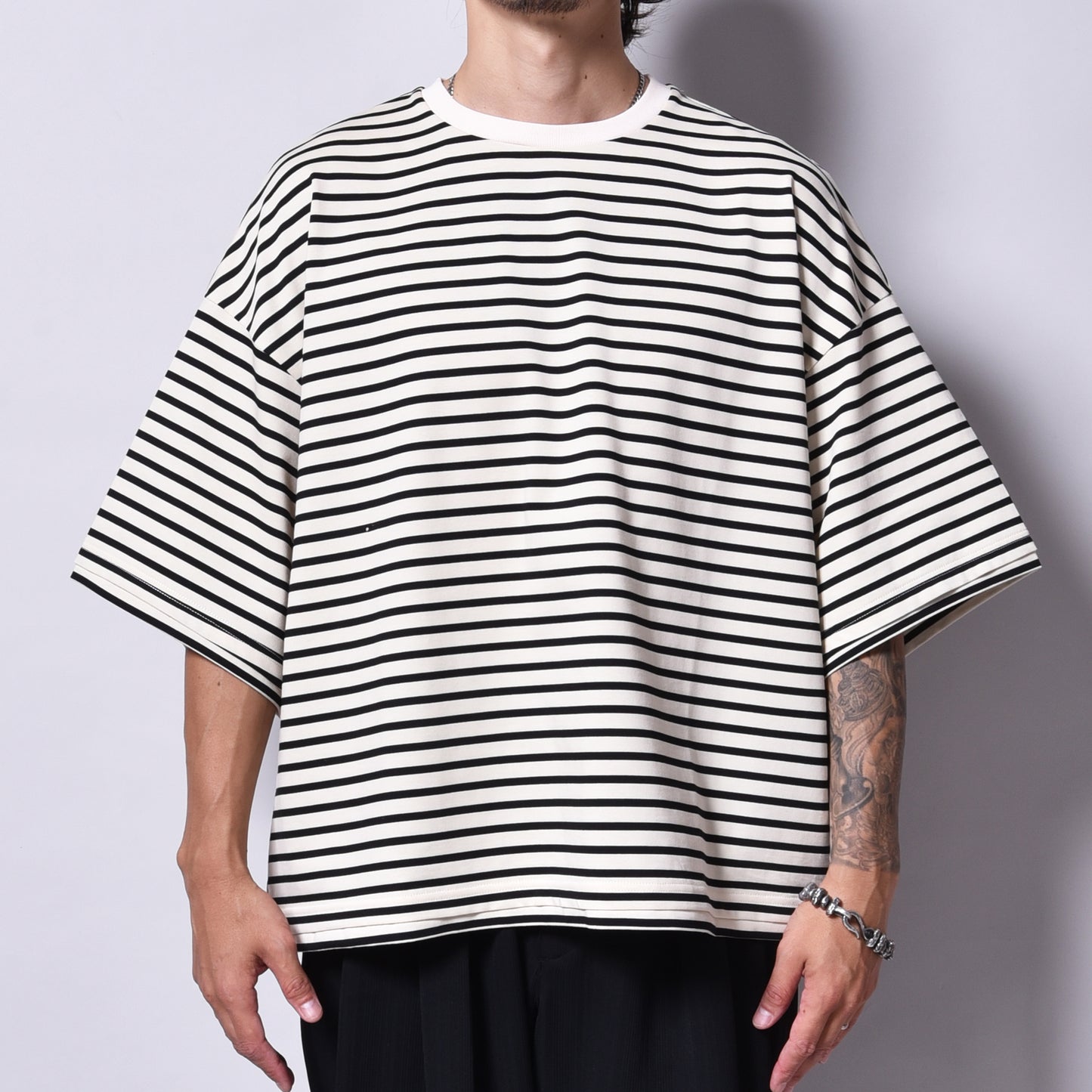rin / Dolman Short S/S Tee CRM BK