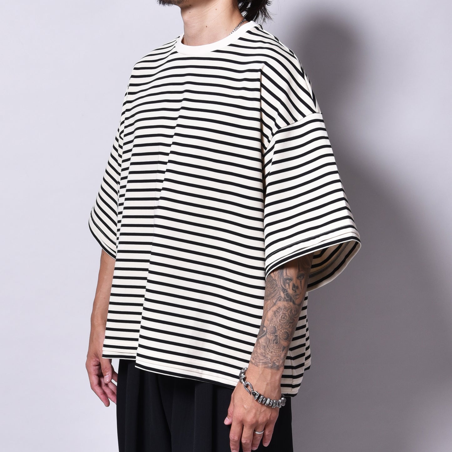 rin / Dolman Short S/S Tee CRM BK