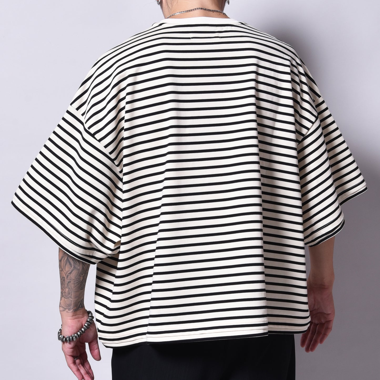 rin / Dolman Short S/S Tee CRM BK