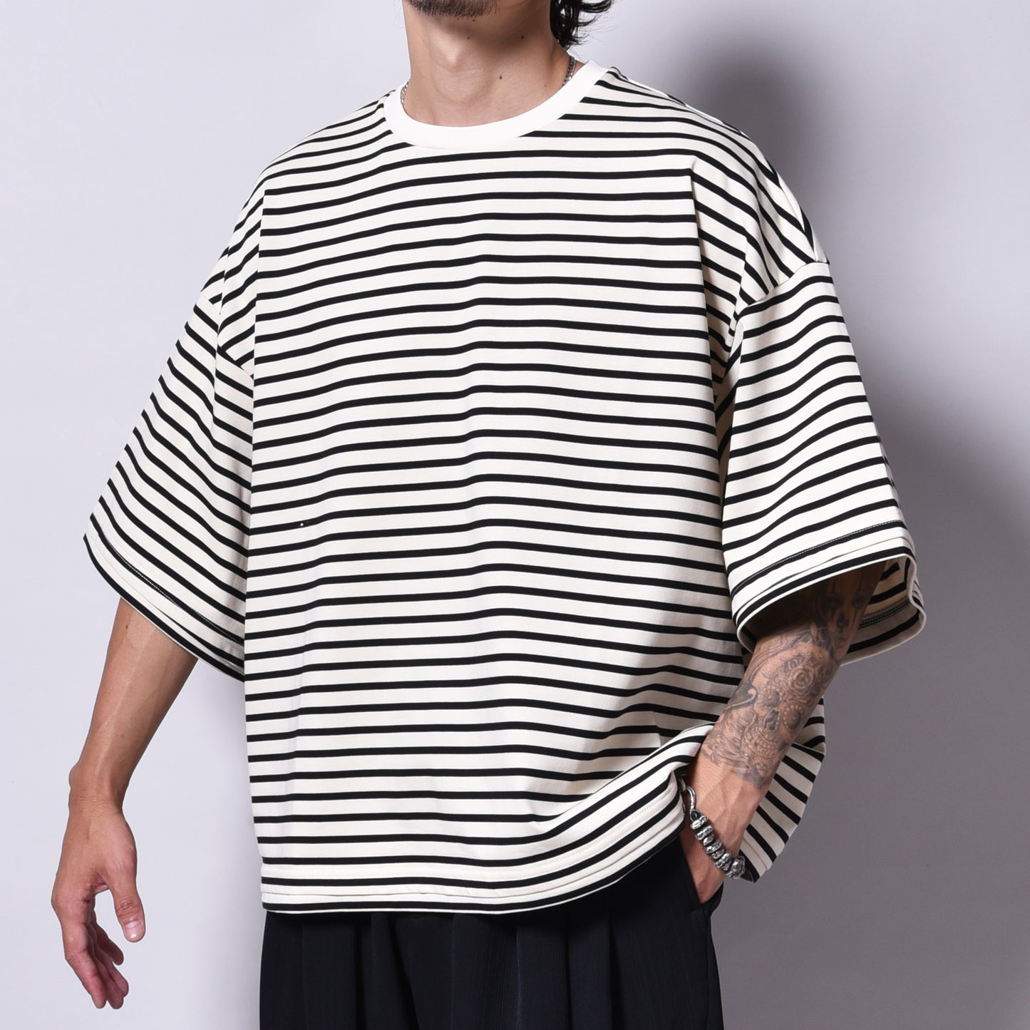 rin / Dolman Short S/S Tee CRM BK
