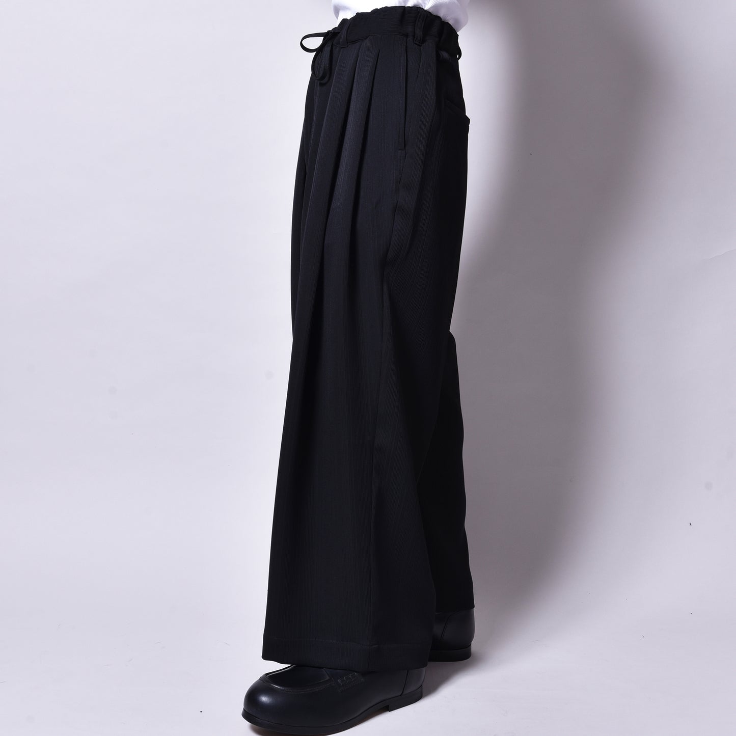 rin / 3Tuck Drape Slacks Pants BK